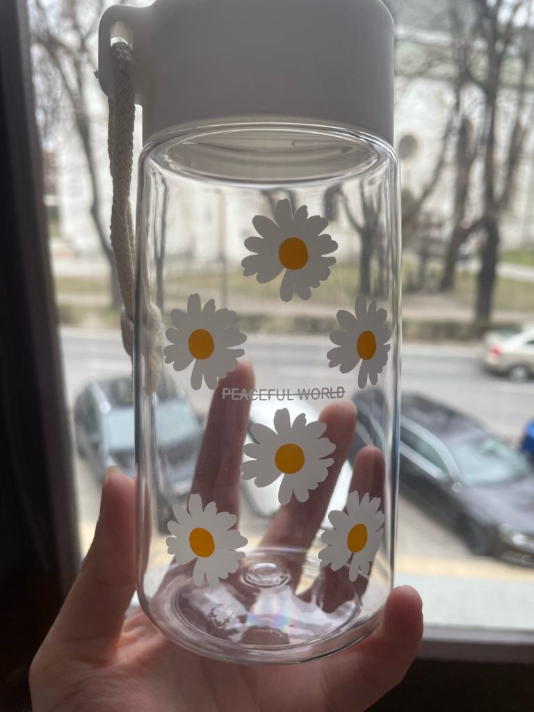 Flower Design Water Bottle photo review